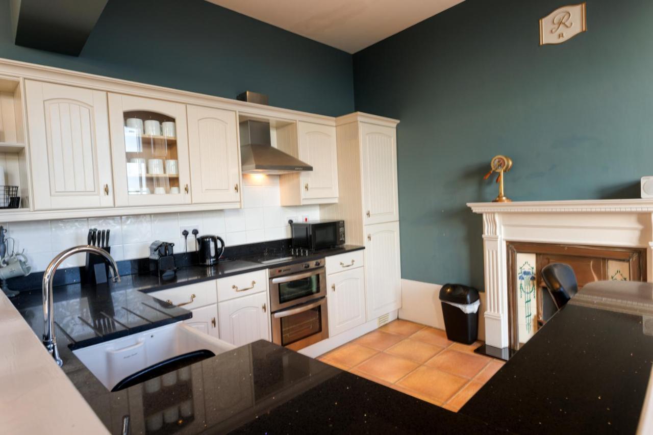 The Regency - Sea Views And A Modern Art Deco Style Interior Apartment Ramsgate Bagian luar foto
