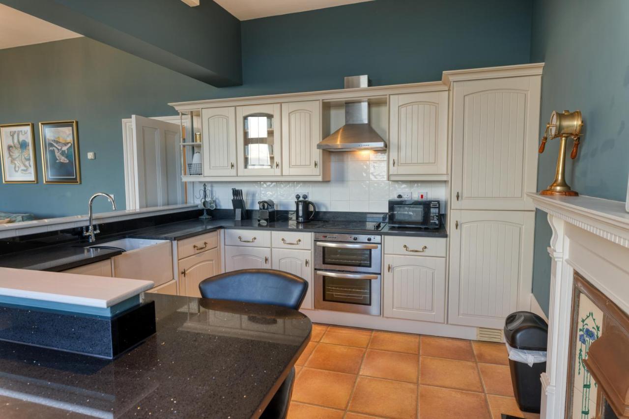 The Regency - Sea Views And A Modern Art Deco Style Interior Apartment Ramsgate Bagian luar foto
